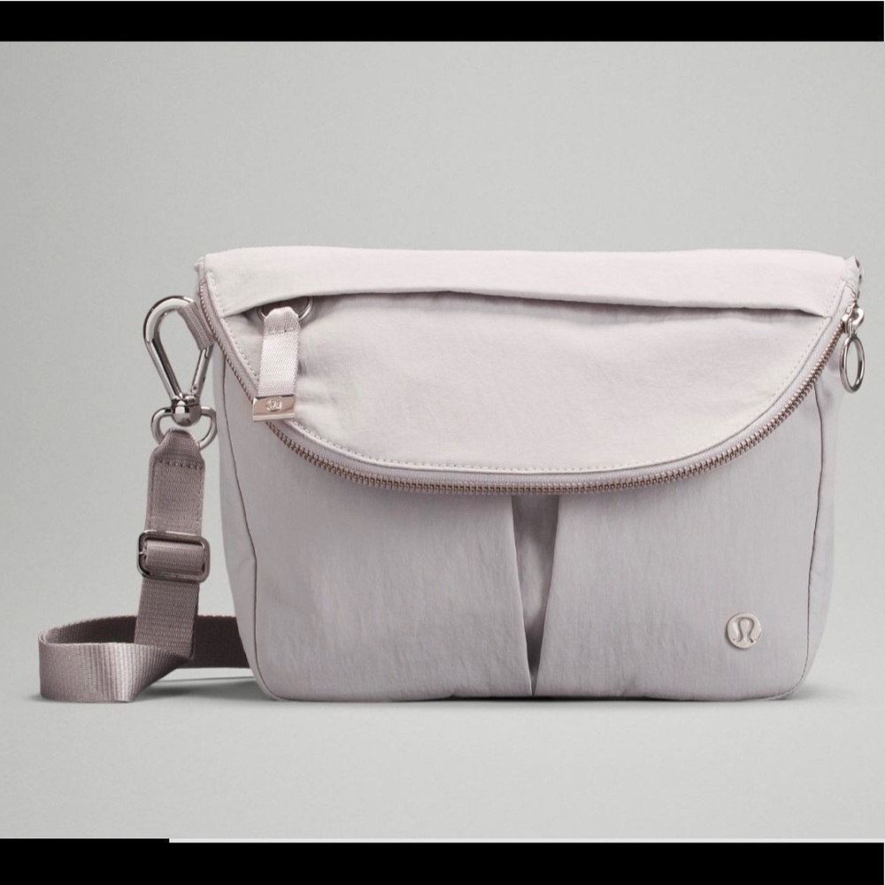 Rare Lululemon All Night Festival Bag Silver Gray